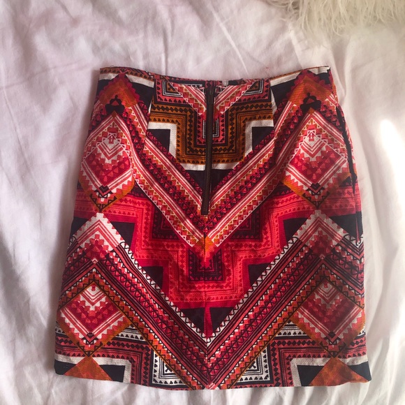Geometric Skirt - Picture 2 of 3